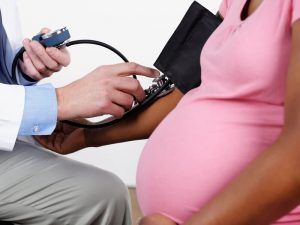 پره اکلمپسی زنگ خطر ختم بارداری, پره اکلامسی, فشار خون بارداری, مراقبتهای بارداری در منزل, پرستاری در منزل, مراقبت از مادر باردار