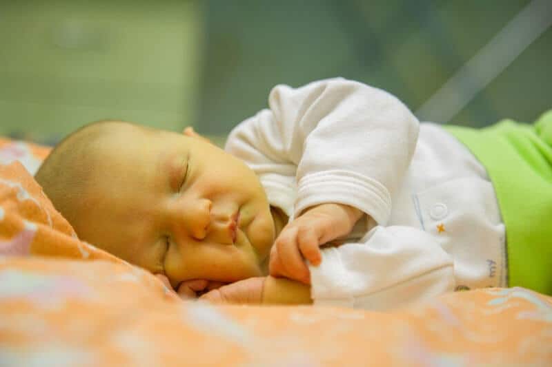 زردی نوزادان, درمان زردی نوزاد در منزل
