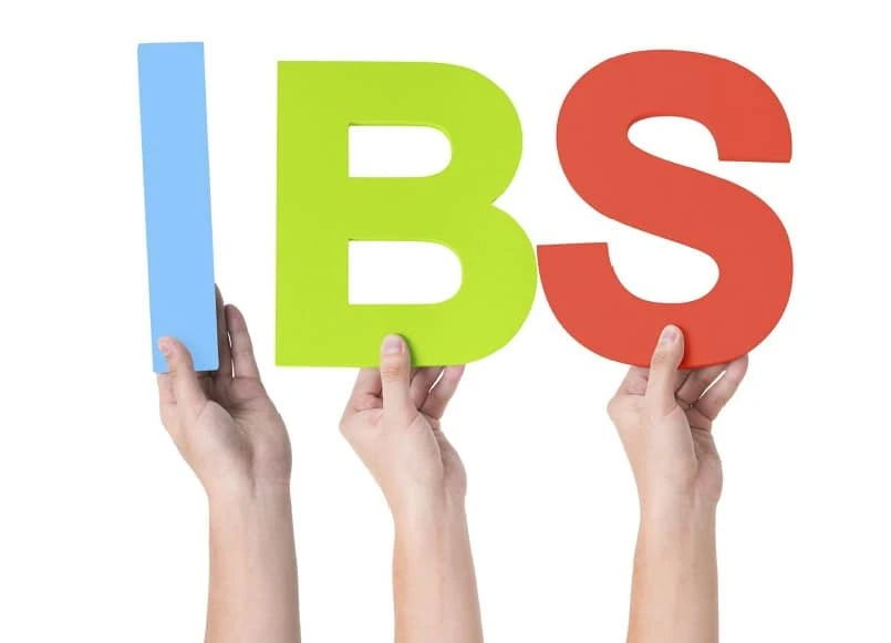 IBS مخفف کلمه Irritable bowel syndrome و معنی آن سندرم روده تحریک پذیر است.