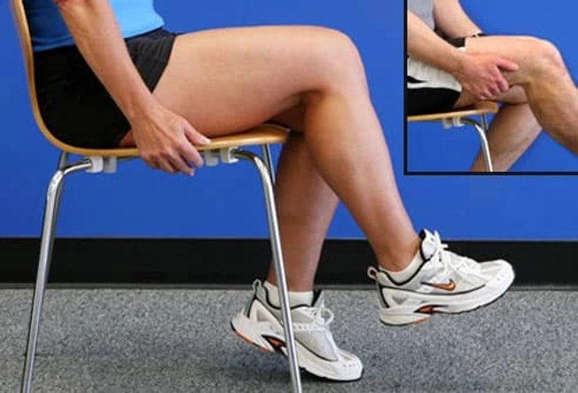 ورزش حرکت هیپ نشسته برای زانو درد سالمند