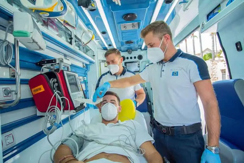 آمبولانس خصوصی تهران برای جا به جایی بیمار